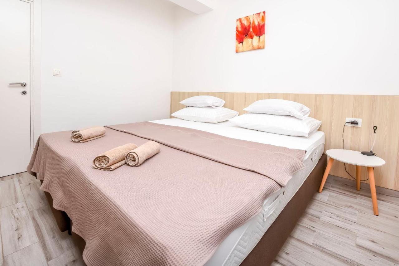 Apartments Maja Ražanj Zewnętrze zdjęcie