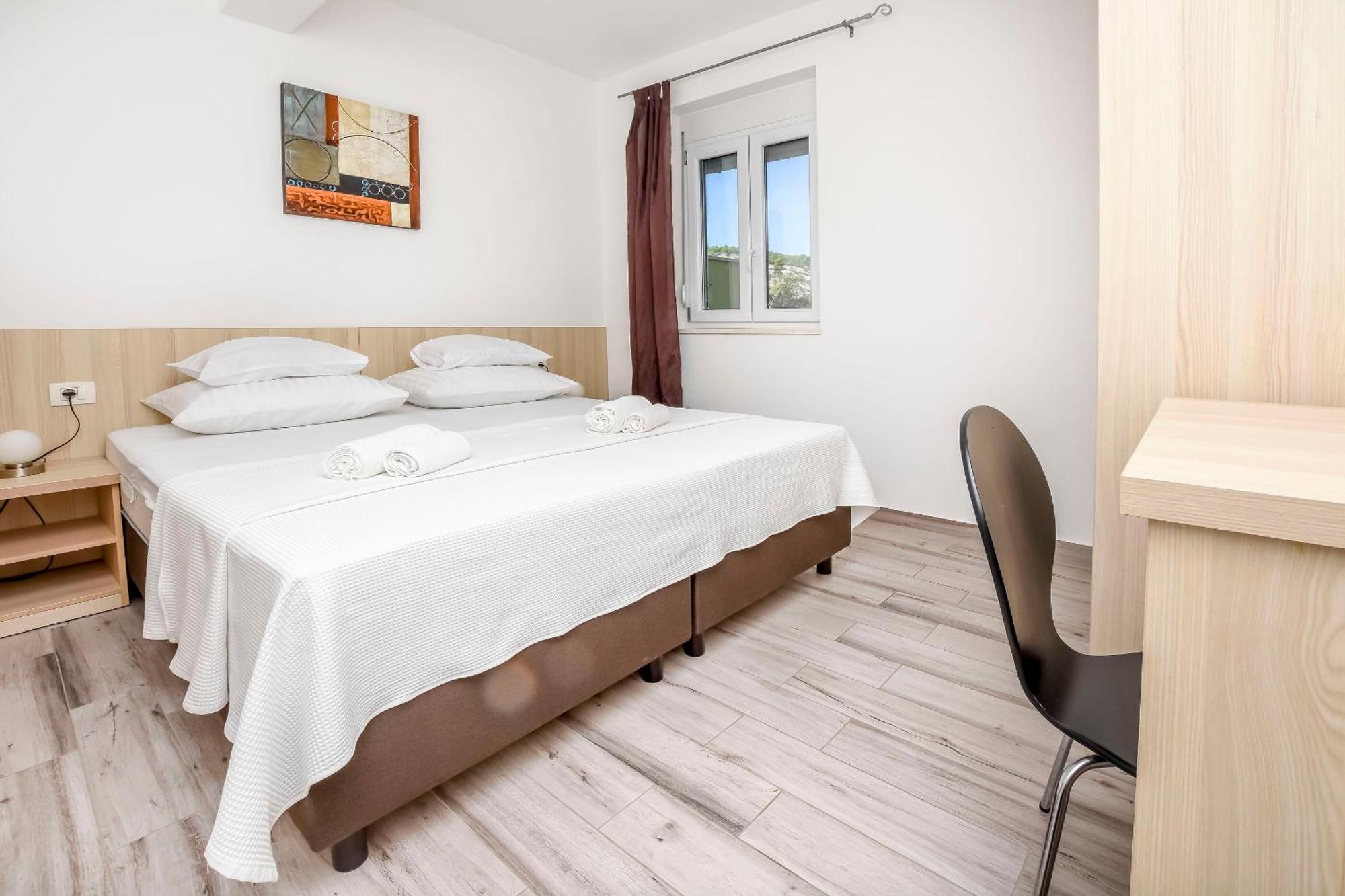 Apartments Maja Ražanj Zewnętrze zdjęcie